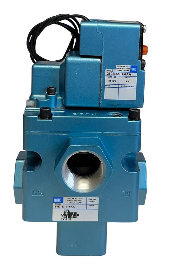 Used MAC VALVES 57D-43-616AA / 57D43616AA SOLENOID VALVE 24VDC COIL 8.5W 150PSI NSMP