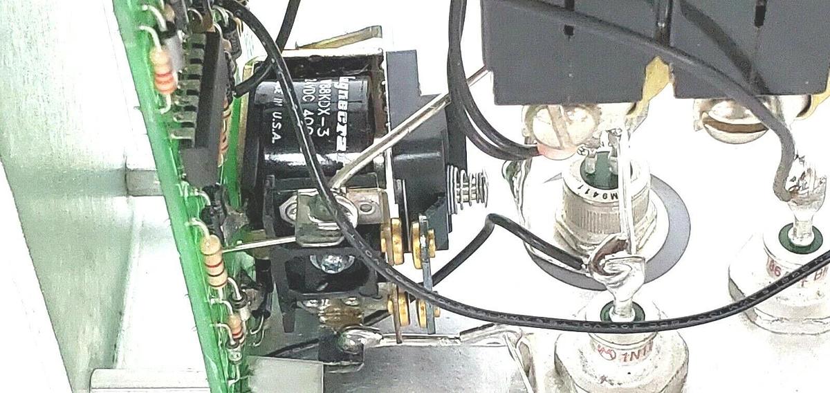 Used FISHER ROSEMOUNT 41B7961X04R UNIT FROM CP7101X1-A4 POWER DISTRIBUTION PANEL
