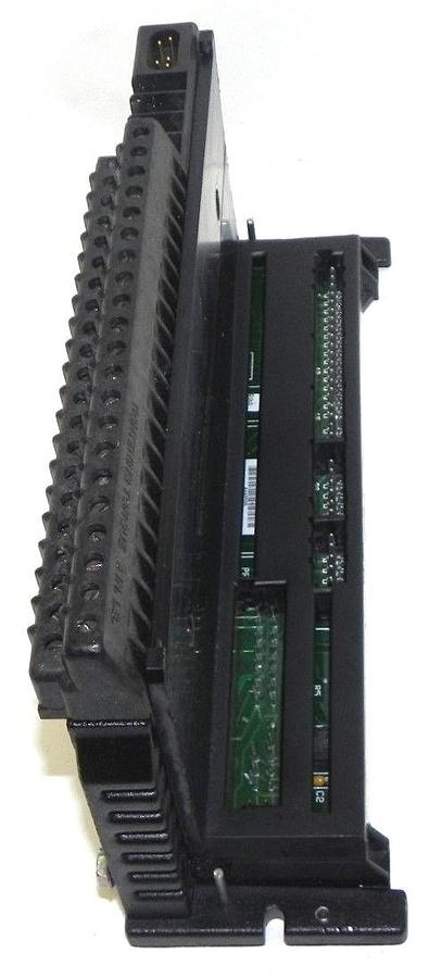 Used GE FANUC IC660TBD024M TERM. MODULE 12/24VDC SCR 32 CKT