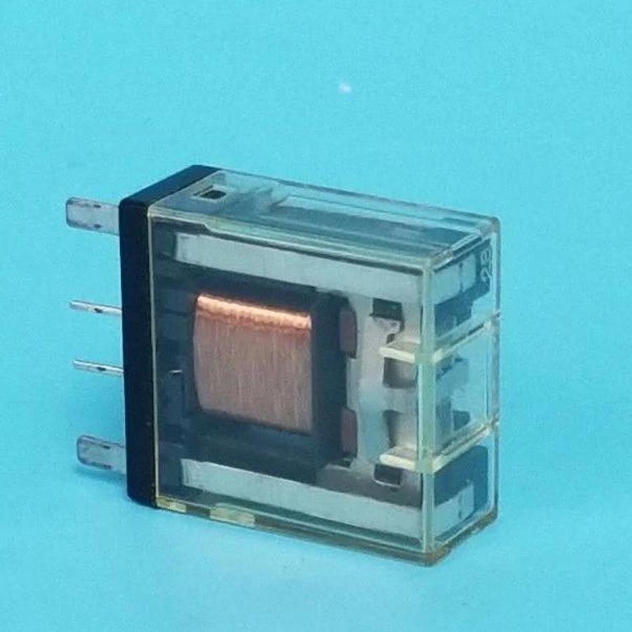 Used AROMAT NC2D-DC12V RELAY NC2DDC12V, 5A, 30VDC