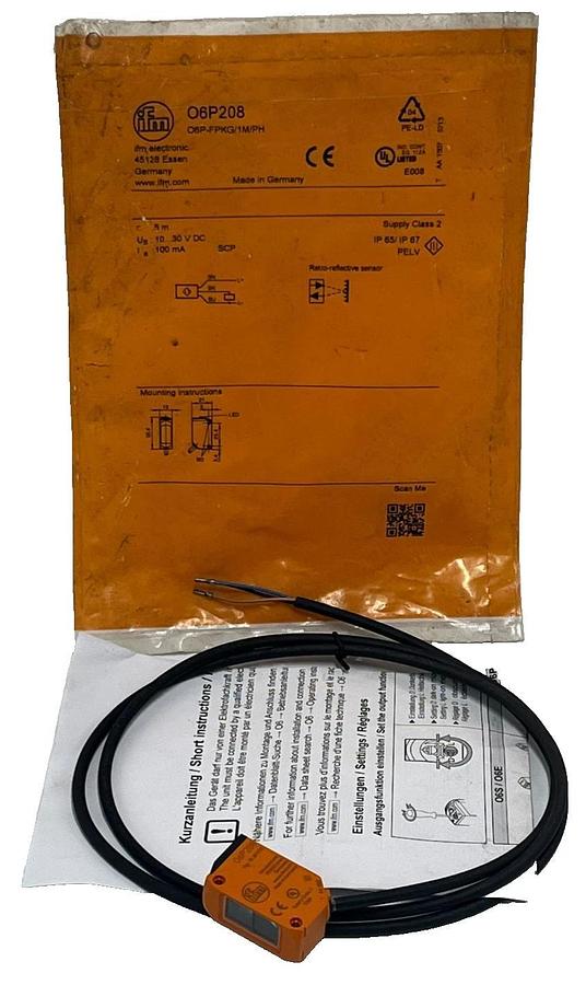 Used IFM EFECTOR O6P208 Photoelectric Sensor O6P-FPKG/1M/PH-O6P208