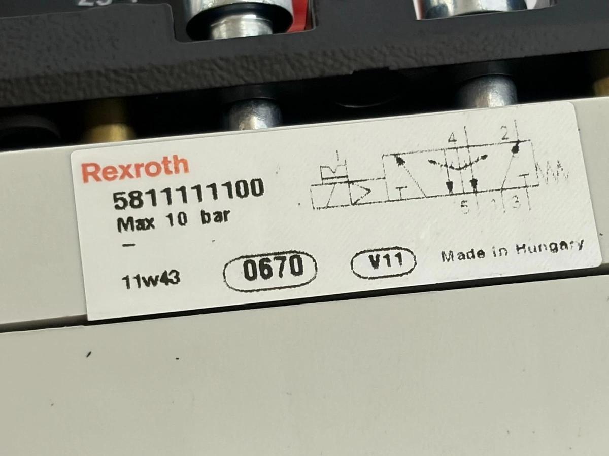 Rexroth Mecman 5811111100 Pneumatic Logic Valve 24VDC 5W 10 Bar New Surplus