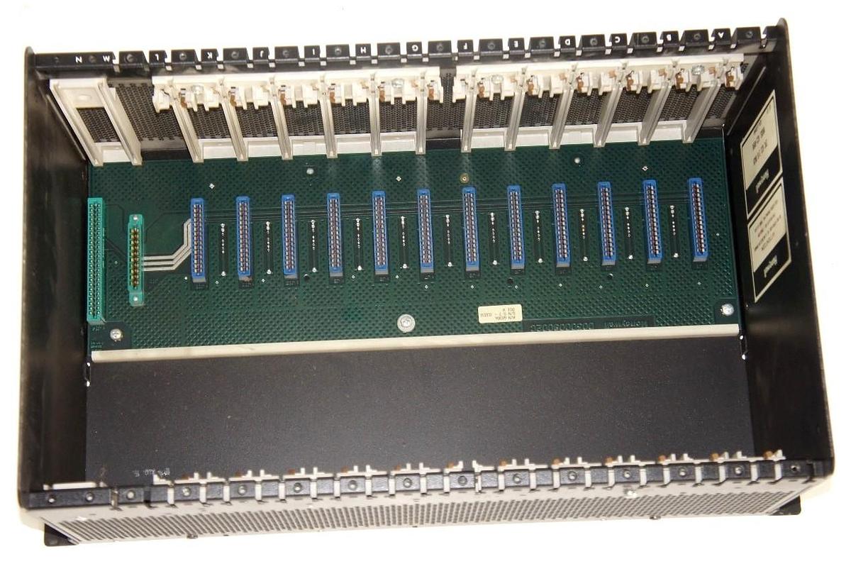 Used NIB HONEYWELL IPC 621 I/O EXPANSION RACK MODEL 621-9990