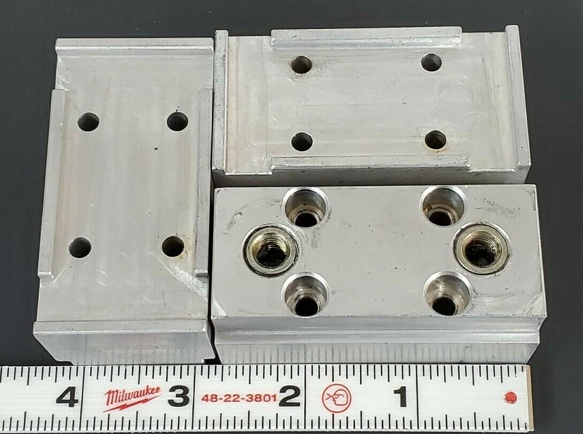 Used LOT OF 3 REIS GmbH 5205823 GRIPPER JAWS F. RUBBER 40X40X73 SKR 17217-120D