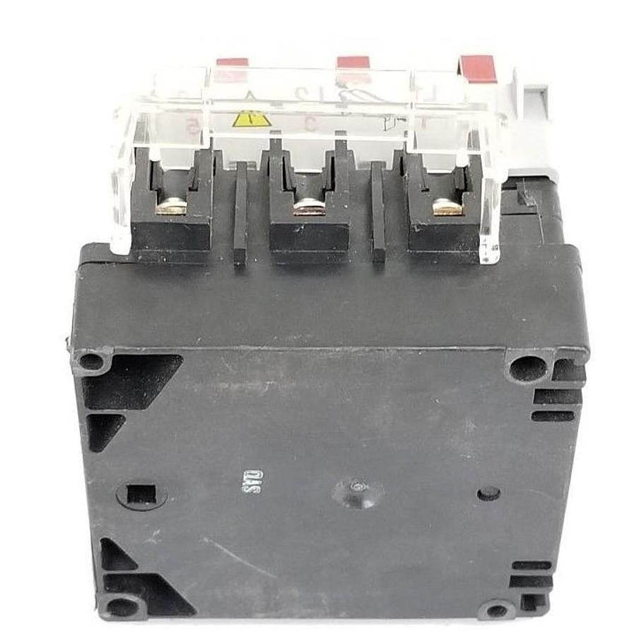 Used ALLEN-BRADLEY 194R-NJ030P3 SER. B MOLDED CASE DISCONNECT SWITCH 194RNJ030P3