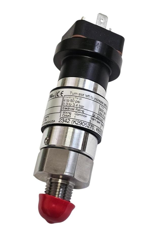 Used NIB UNITED ELECTRIC 10-F10 M201 M511 PRESSURE SWITCH 4-50PSI NSMP