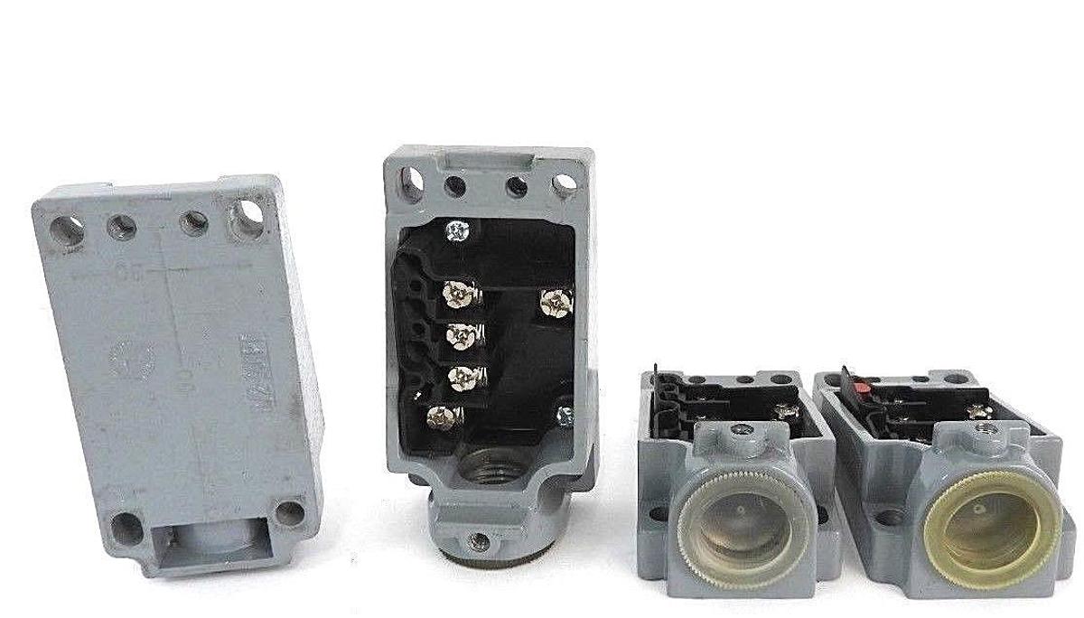 Used LOT OF 4 NEW PEPPERL & FUCHS 08275S RECEPTACLE BODIES 4-3070