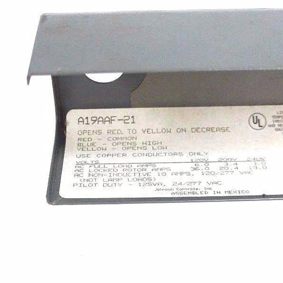 Used NIB JOHNSON CONTROLS A19AAF-21C TEMPERATURE CONTROL 40-90 DEG F, A19AAF21C