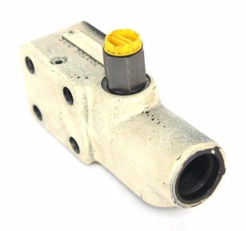 Used BOSCH 799785-005 HYDRAULIC CONTROL VALVE 799785005 L00928580C26