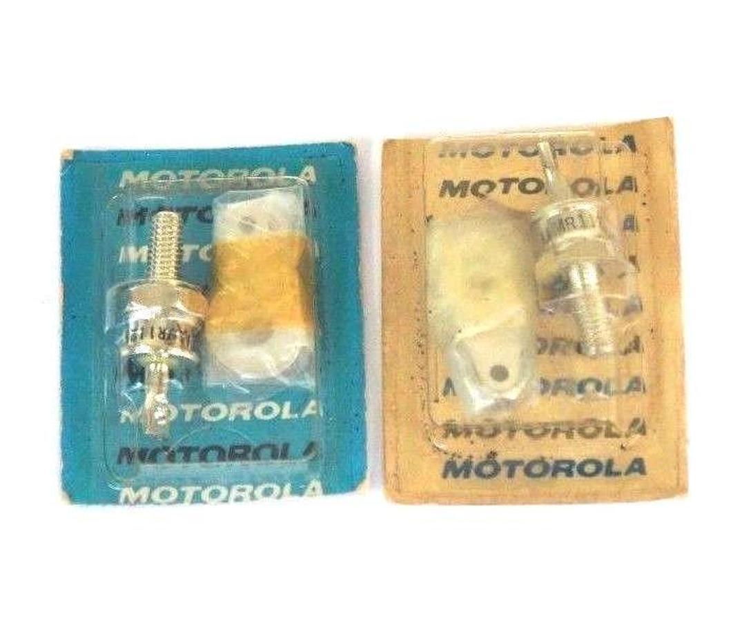 Used LOT OF 2 NEW MOTOROLA RECTIFIERS MR1128 & MR1122