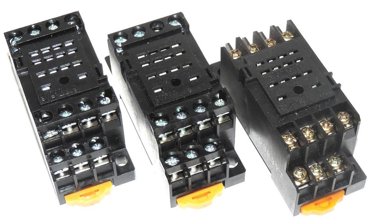 Used LOT OF 3, OMRON PYF14A RELAY SOCKETS