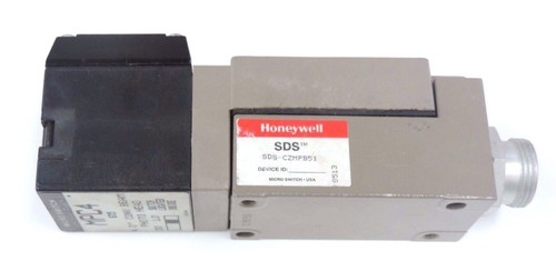 Used HONEYWELL SDS-C1MPS1 LIMIT SWITCH & SDS-CZMPB51 W/ MPC4 PHOTOELECTRIC HEAD