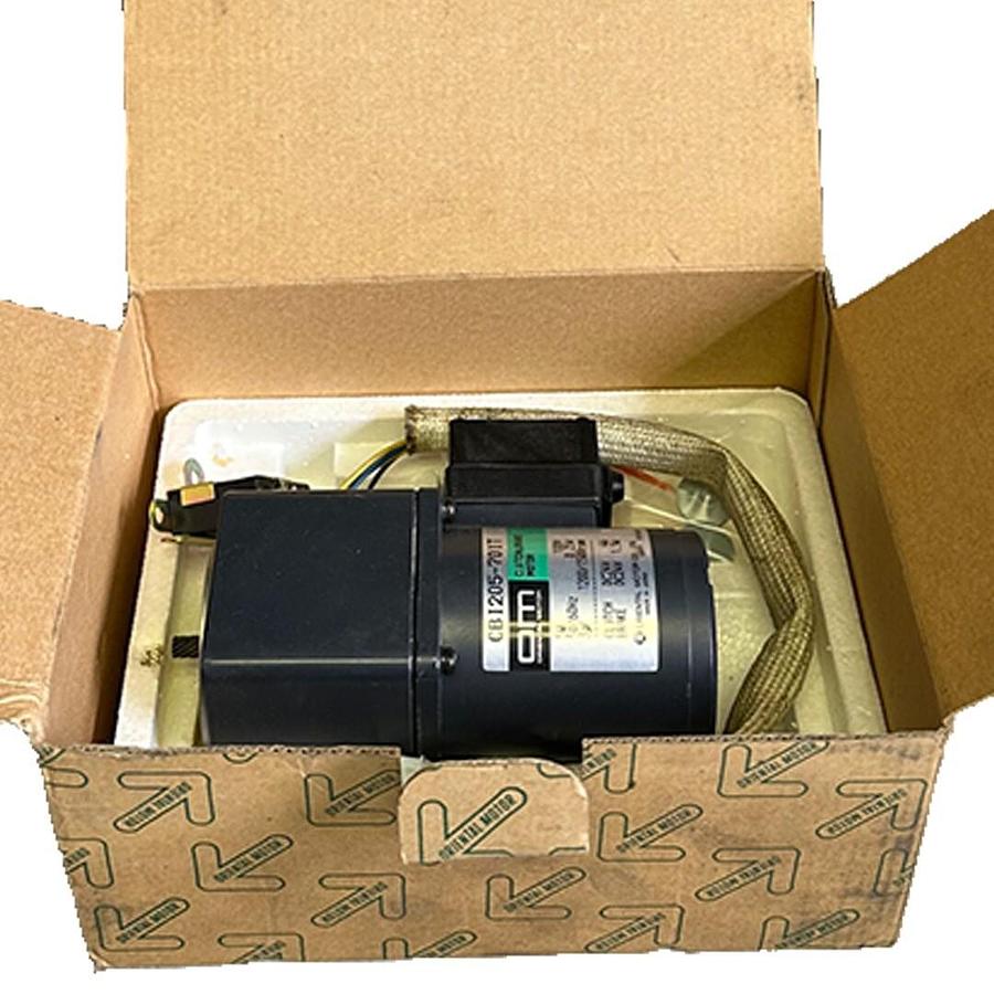Used NEW ORIENTAL MOTOR CBI205-701T / CBI205701T CLUTCH & BRAKE MOTOR 100V *PREWIRED