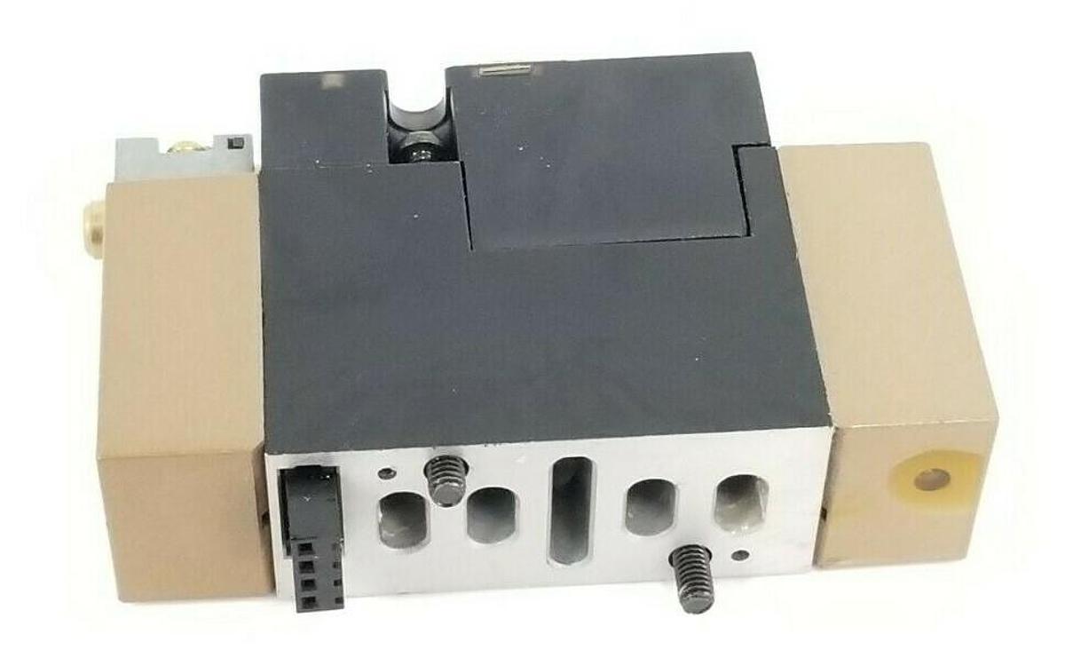 Used NEW CKD 4L219 SOLENOID VALVE 0.15-0.97MPa W/ P5132M0R PILOT VALVE 24VDC