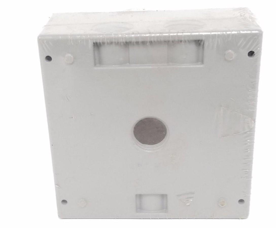 NEW TAYMAC DB450S WEATHERPROOF OUTLET BOX, 4 HOLES, GRAY, 1/2"