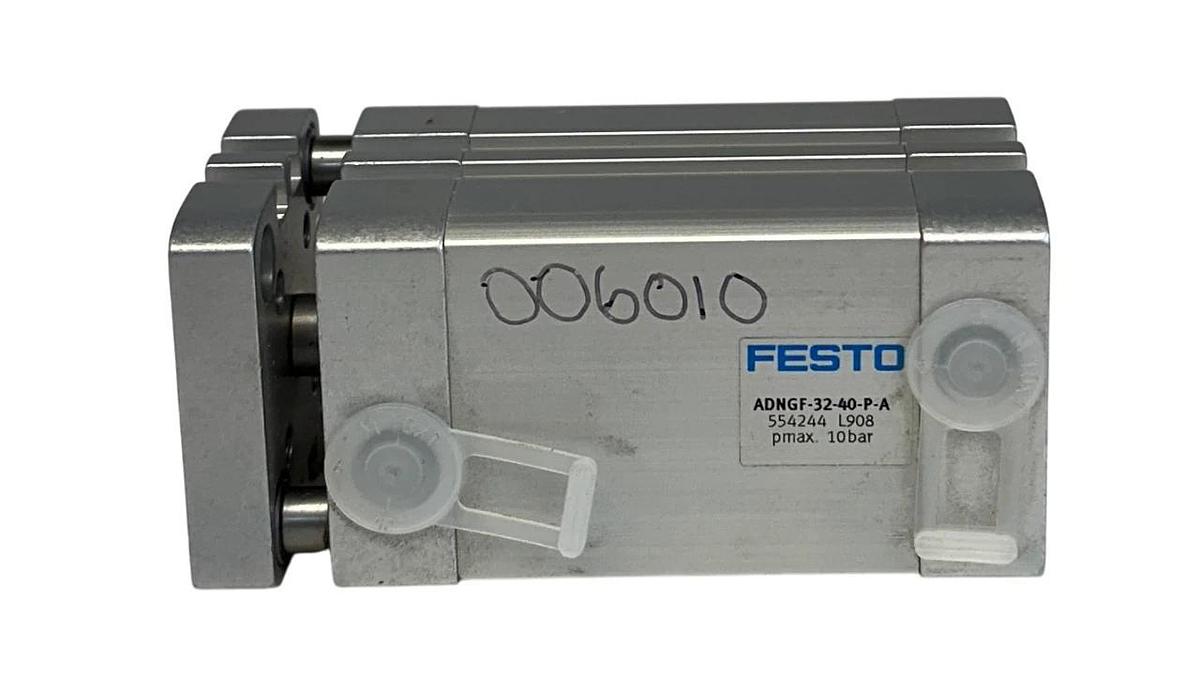 Used FESTO ADNGF-32-40-P-A / 554244 PNEUMATIC COMPACT CYLINDER 40mm STROKE USNP