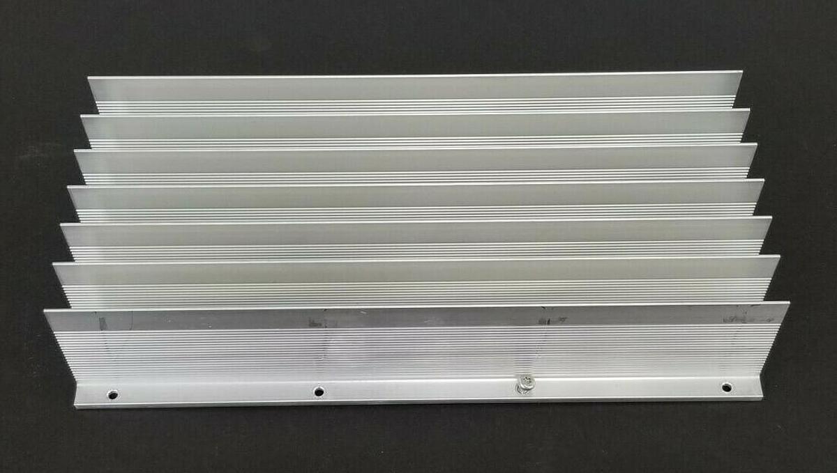 Used DANFOSS 175H0936 HEAT SINK FOR VLT3002 DRIVE 7-BAR