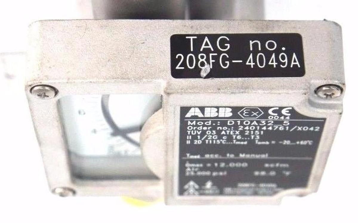 Used NEW ABB D10A32-5 FLOWMETER 1/2" NPT ORDER NO. 240144761/X042 D10A325