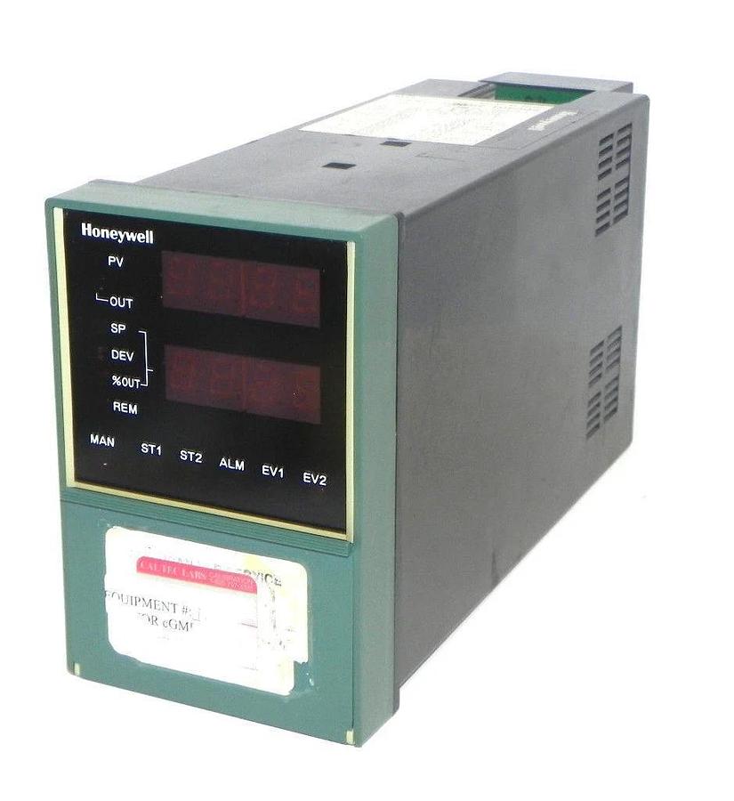 Used HONEYWELL SDC401 PROCESS CONTROL SDC4015GH015201H0