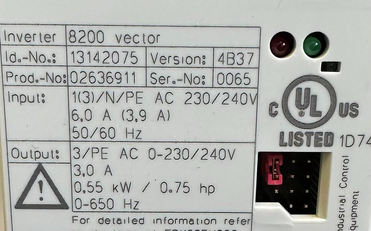 Used LENZE E82EV551K2C 8200 VECTOR INVERTER DRIVE 0.55kW/0.75HP 13142075 02636911