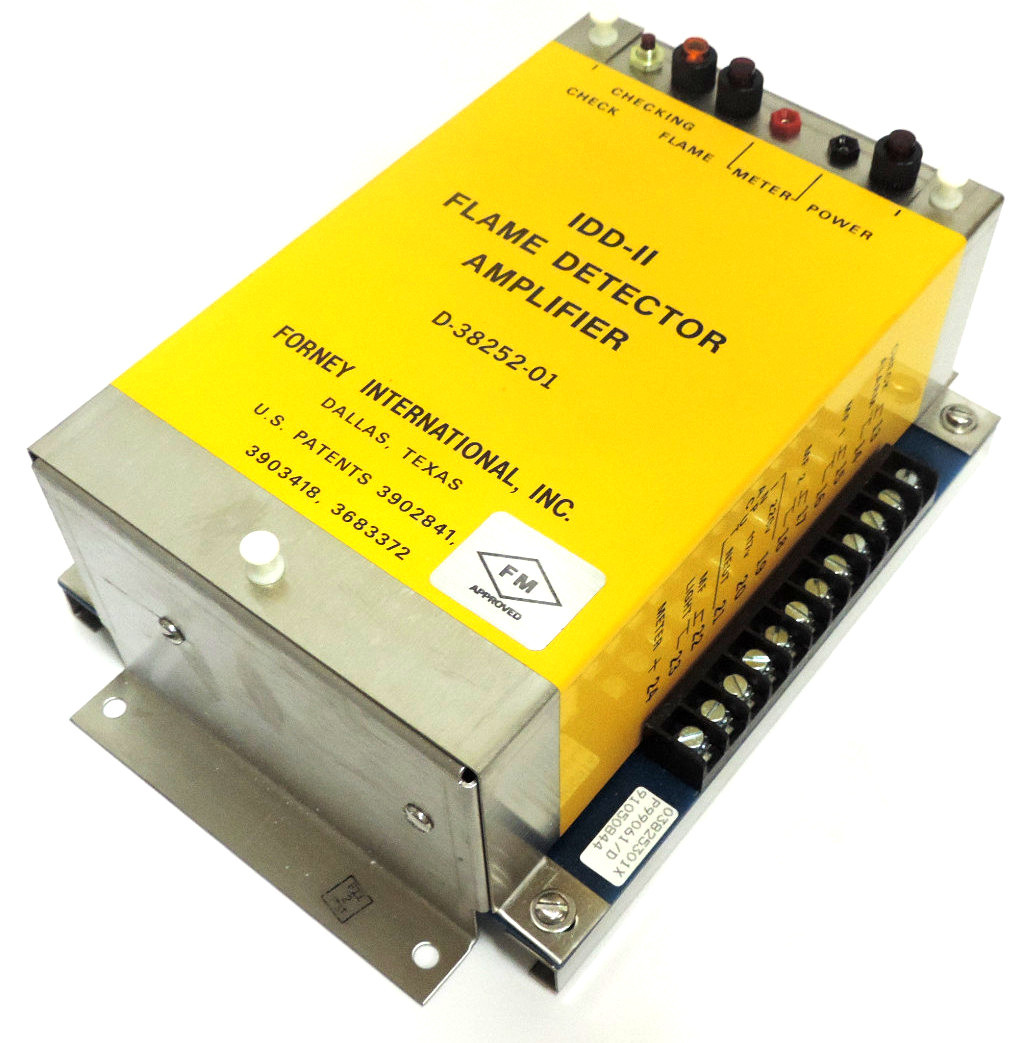 NIB FORNEY IDD-II FLAME DETECTOR AMPLIFIER D-38252-01