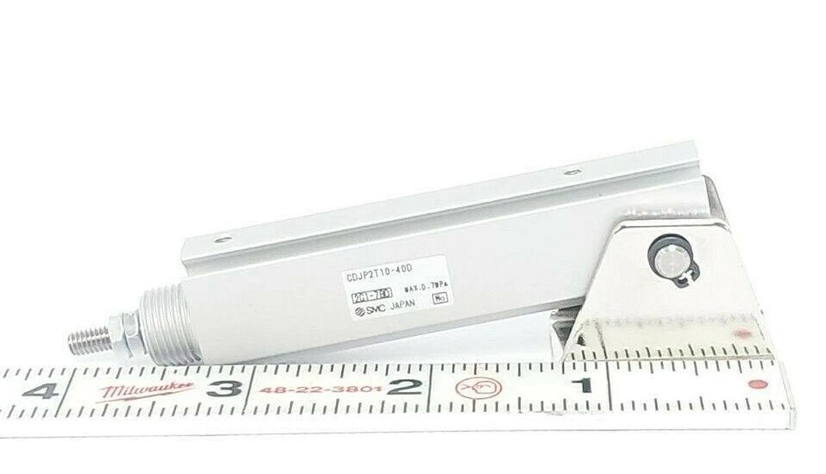Used NEW SMC CDJP2T10-40D PIN CYLINDER DOUBLE ACTING SGL ROD CDJP2T1040D