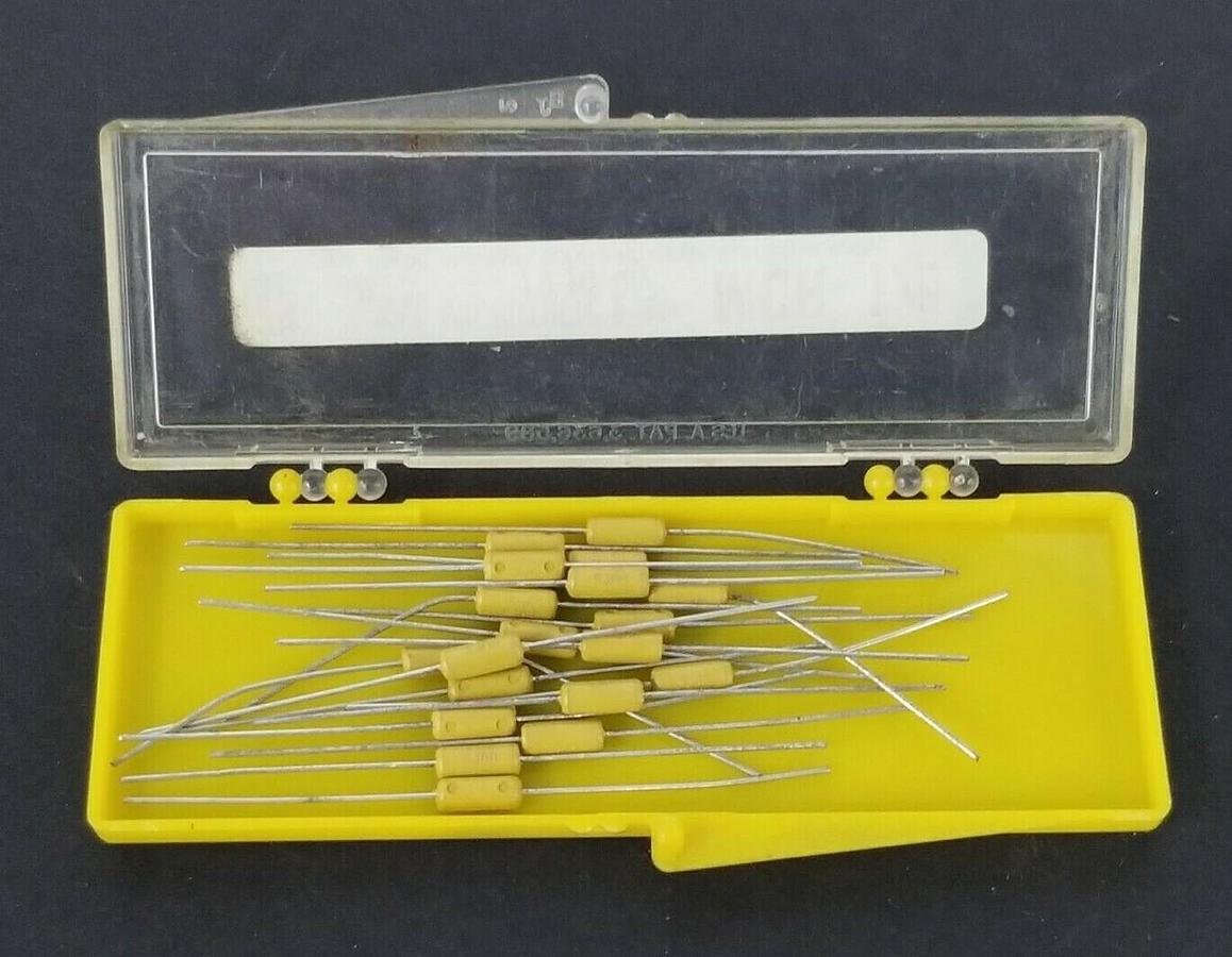 Used LOT OF 19 NEW COOPER BUSSMANN MCR-1/8 FUSES 1/8AMP PICO