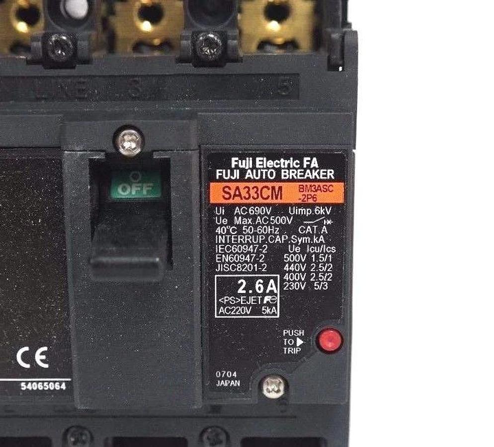 Used NIB FUJI SA33CM CIRCUIT BREAKER BM3ASC-2P6, 3P, 2.6A, AC500V,  BM3ASC2P6