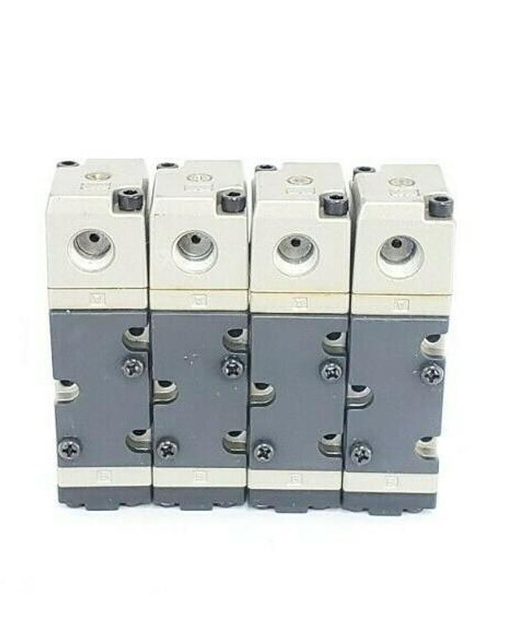 Used LOT OF 4 SMC NVFSA2101-1 EXT PILOT VALVES