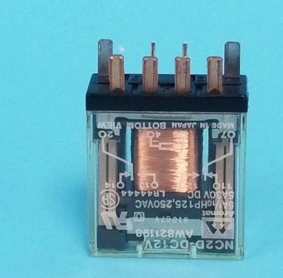 Used AROMAT NC2D-DC12V RELAY NC2DDC12V, 5A, 30VDC