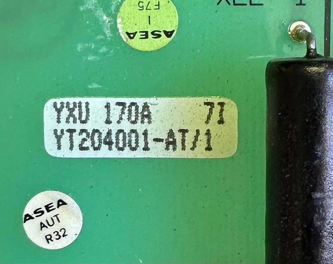 Used ABB YT204001-AT/1 / YT204001AT1 BOARD YXU 170A 7I 2668 184-423/1 26681844231