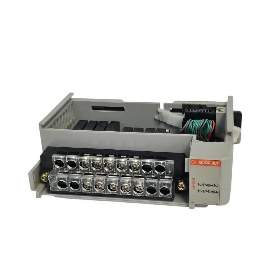 Used ALLEN BRADLEY 1769-OW8 SER. B REV. 1 F/W REV. 2.1 COMPACT I/O MODULE 1769OW8