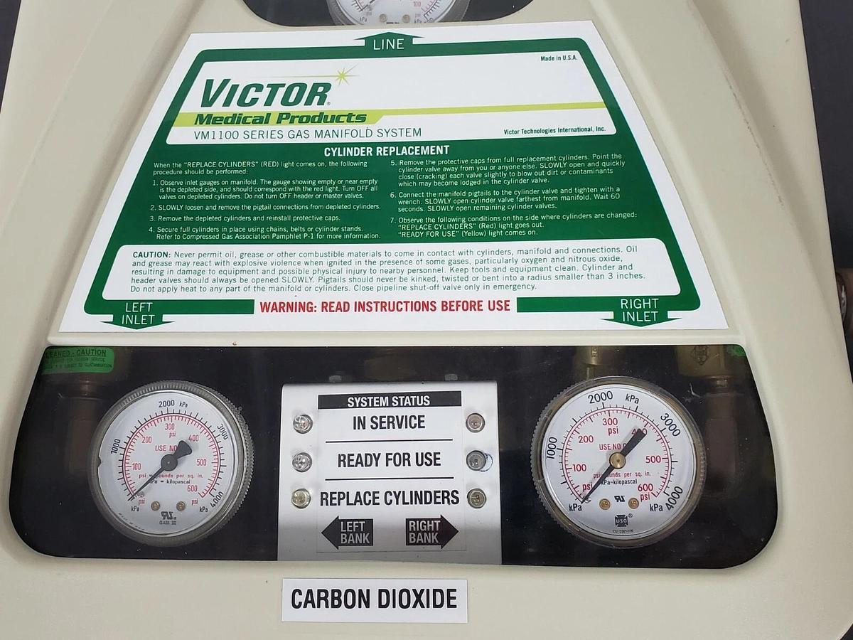 Used VICTOR MEDICAL PRODUCTS VM1100 NITROGEN OXIDE / CARBON DIOXIDE GAS MANIFOLD