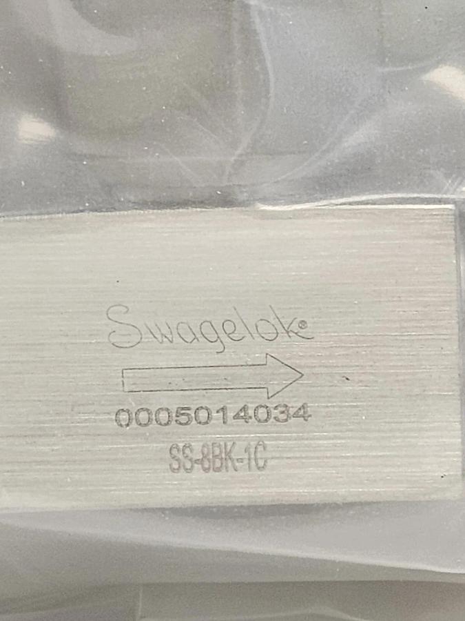 NIB SWAGELOK SS-8BK-1C SS BELLOWS-SEALED VALVE SS8BK1C 1/2 IN. SWAGELOK TUBE FIT