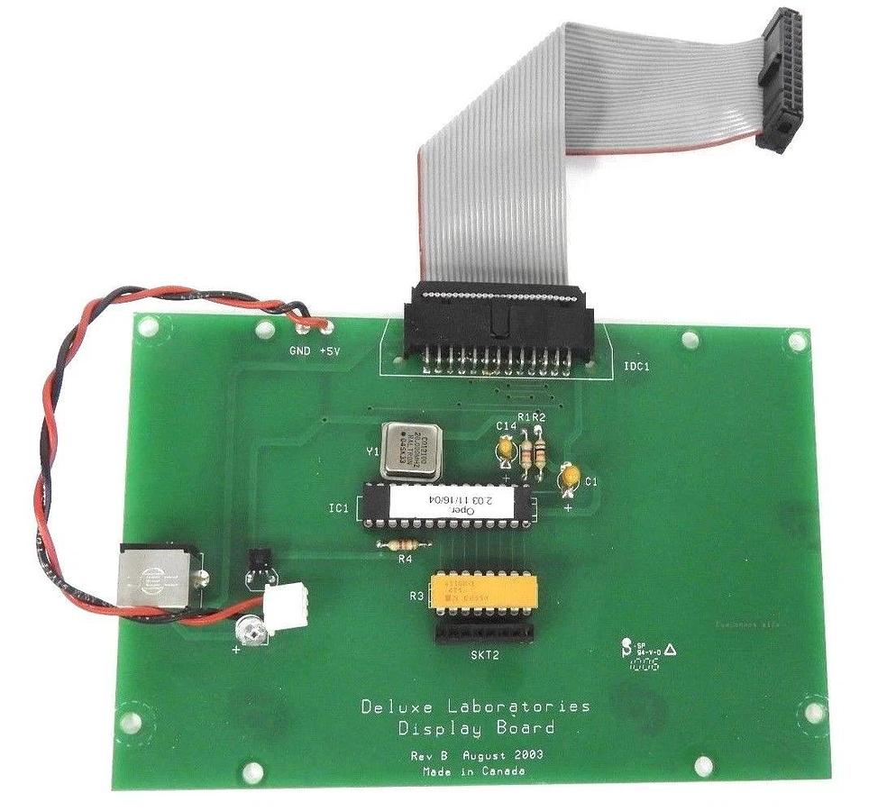 Used DELUXE LABORATORIES DISPLAY BOARD REV. B