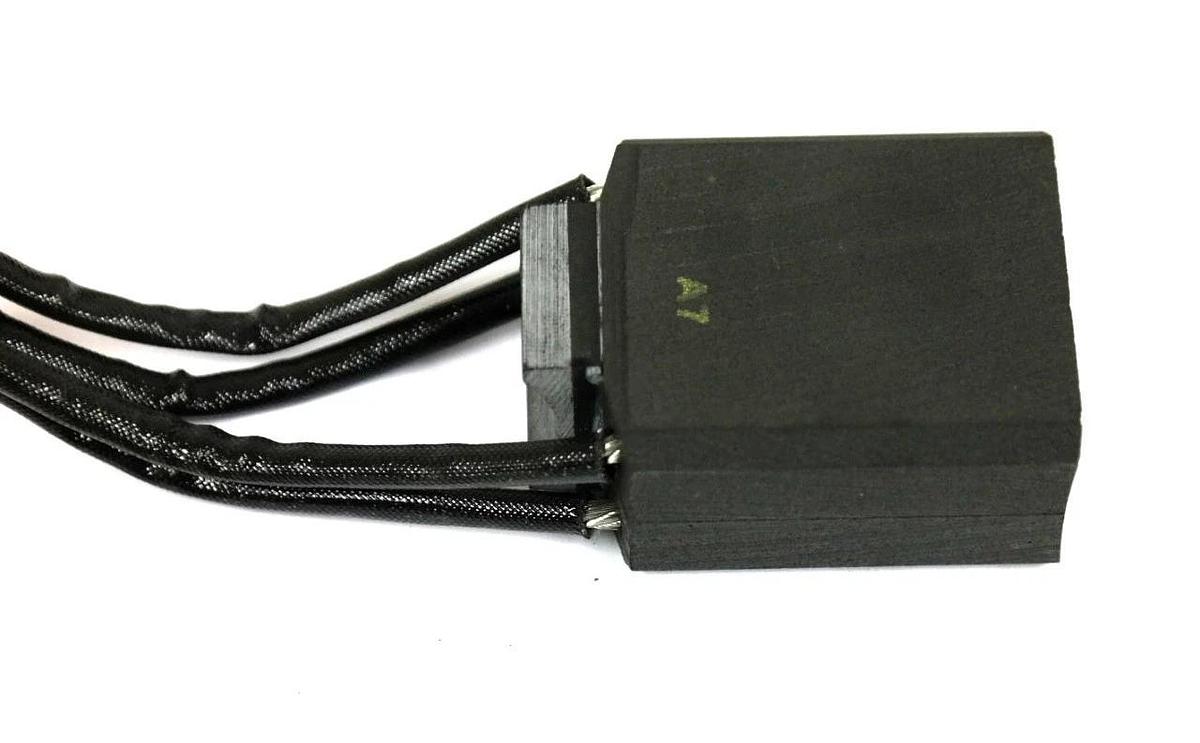 Used LOT OF 3 NATIONAL M15883 A7 MOTOR CARBON BRUSHES 1" X 1-1/2" X 1-3/4" NEW