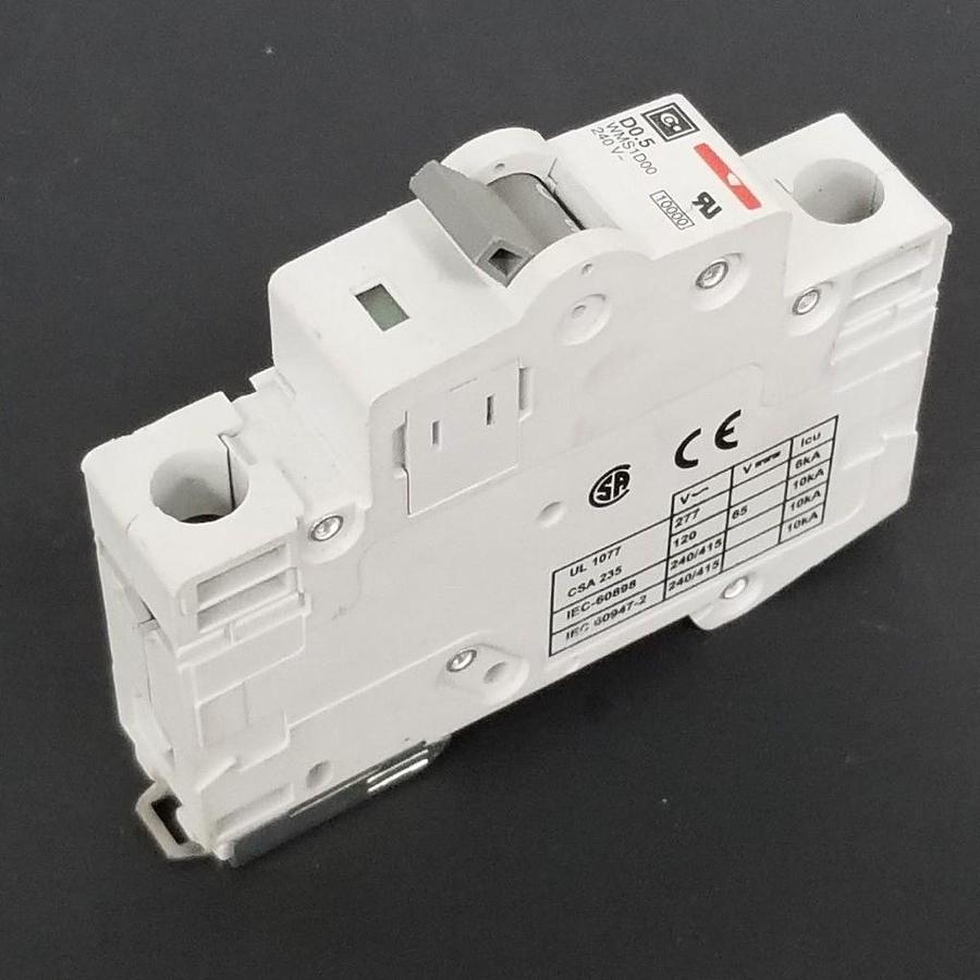 Used CUTLER-HAMMER WMS1D00 CIRCUIT BREAKER 0.5A, 240V, 1P, D0.5