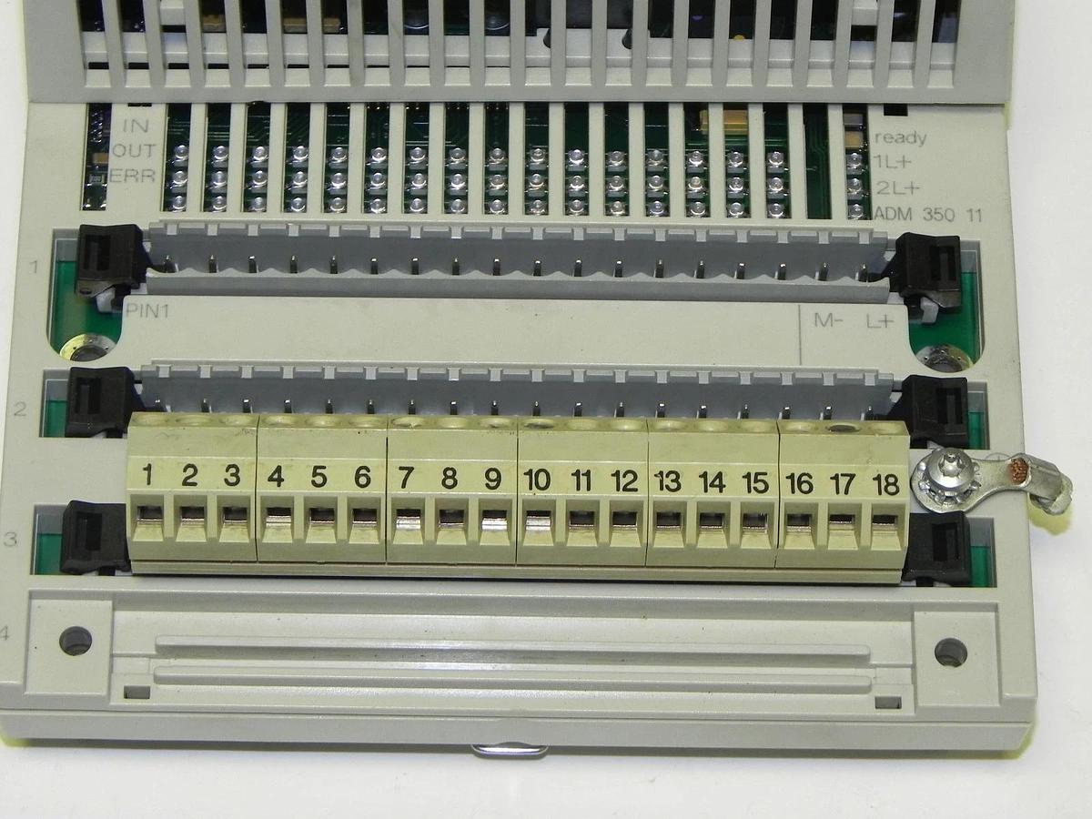Used SCHNEIDER AUTOMATION TSX MOMENTUM 170ADM35011 I/O BASE WITH 170NEF11021
