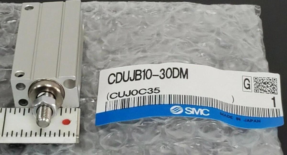 NEW SMC CDUJB10-30DM PNEUMATIC CYLINDER, 0.7MPa, 3F1-48B, CUJ0C35, CDUJB1030DM
