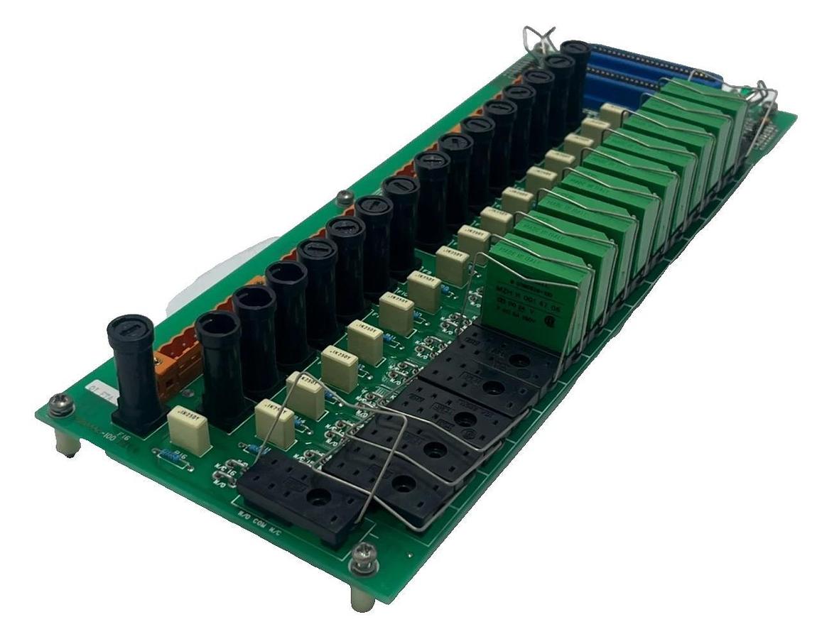 Used HONEYWELL 51304443-100 Relay Output Board w/ (9) 51190528-100 Relays TDC 3000