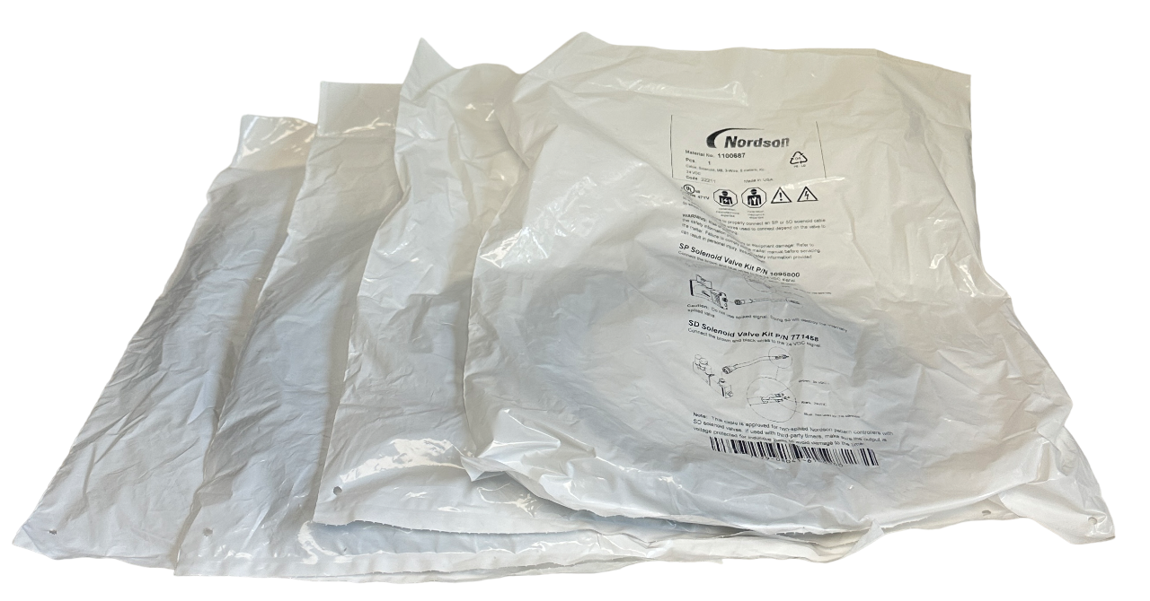 4 NEW SEALED NORDSON 1100687 SOLENOID CABLE KITS M8 3-WIRE 5M 24VDC NSFS