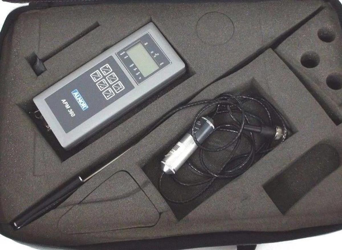 Used ALNOR APM360 MULTI-PURPOSE METER W/ MODEL: 275 THERMOANEMOMETER PROBE