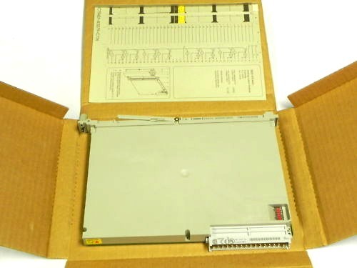 NIB SIEMENS 6ES5470-4UC13 OUTPUT MODULE ANALOG 470  6ES54704UC13