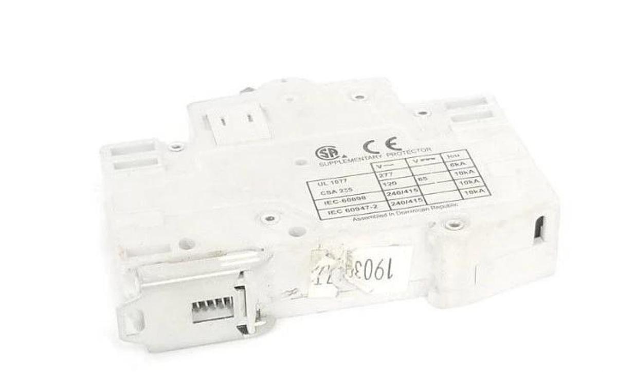 Used CUTLER HAMMER WMS1D02 CIRCUIT BREAKER 240V, 2A, 1P, D2
