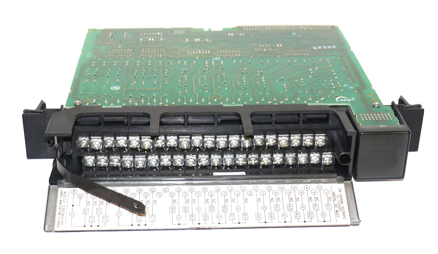 Used GE FANUC IC697MDL940C OUTPUT MODULE IC697MDL940
