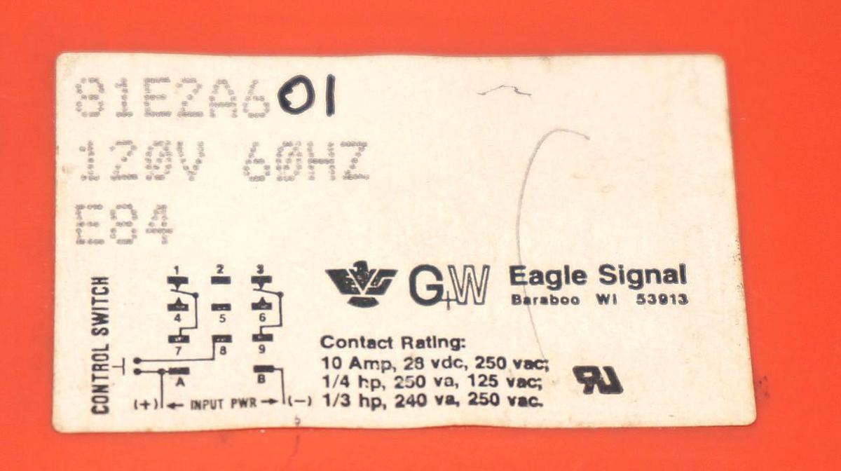 Used EAGLE SIGNAL 81E2A601 TIME DELAY RELAY 120V 60HZ