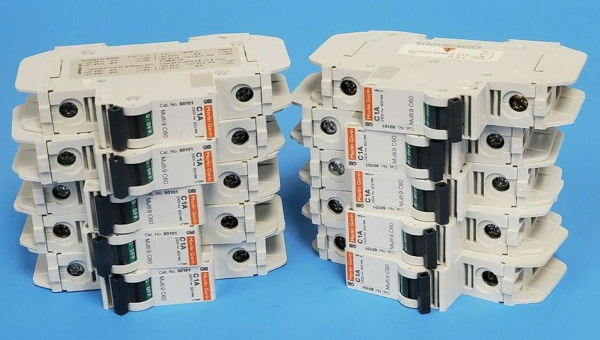 Used LOT OF 10 MERLIN GERIN 60101 CIRCUIT BREAKERS C1A, 240V, MULTI 9 C60