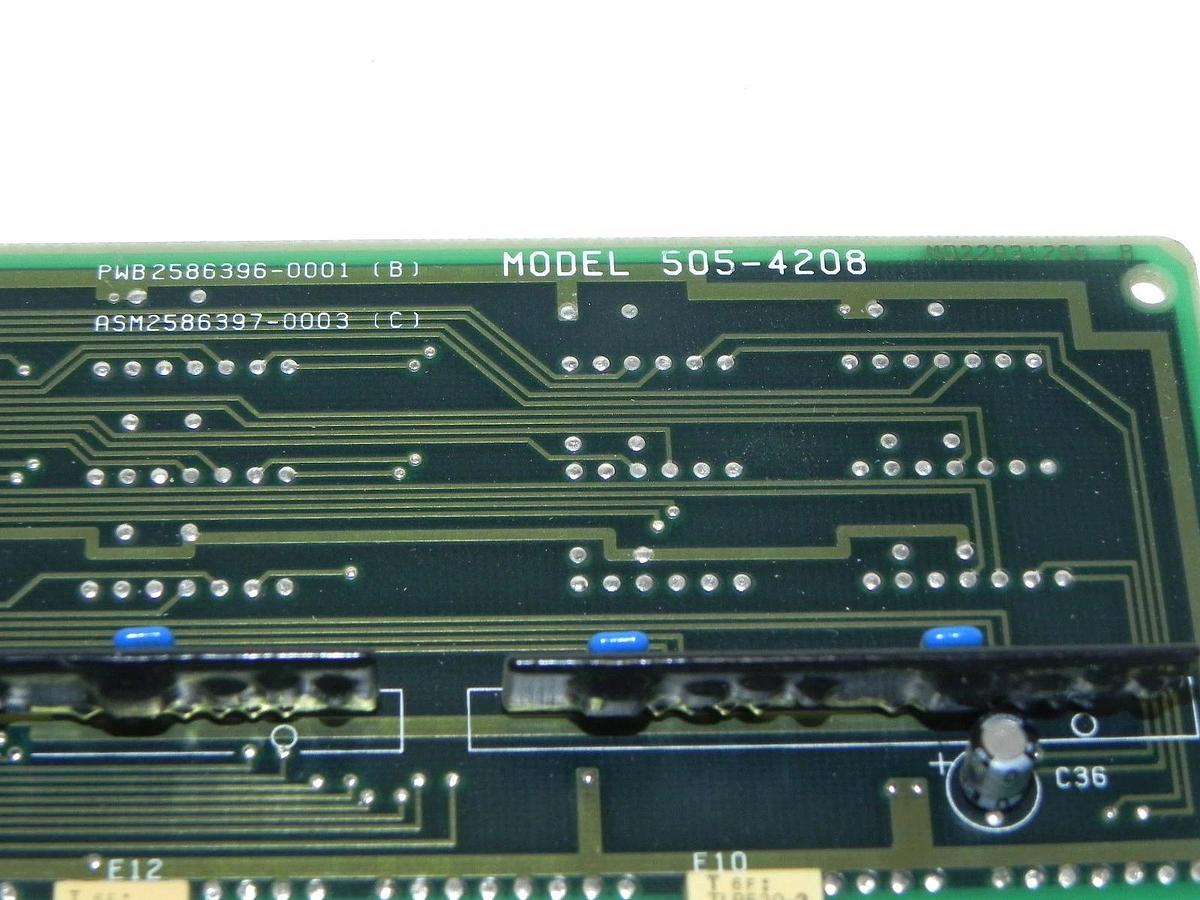 Used SIEMENS TEXAS INSTRUMENTS 505-4208 INPUT MODULE 8 POINT 79-132VAC 5054208