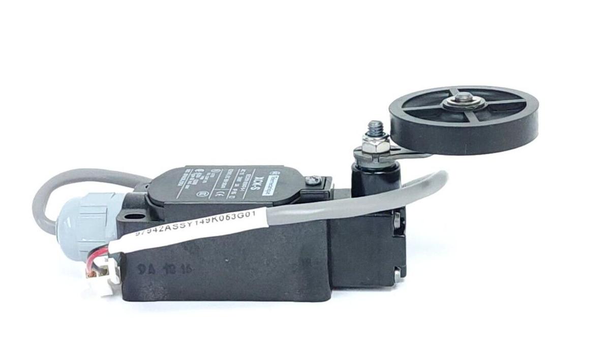 Used NEW TELEMECANIQUE XCK-S LIMIT SWITCH XCKS