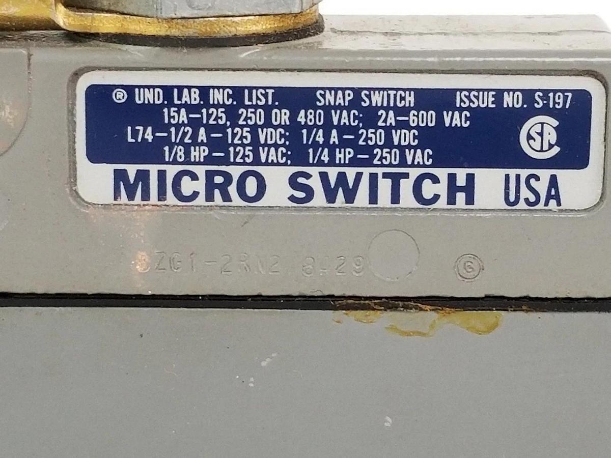 Used MICRO SWITCH BZG1-2RN2 8429 LIMIT SWITCH ASSEMBLY BZG12RN2